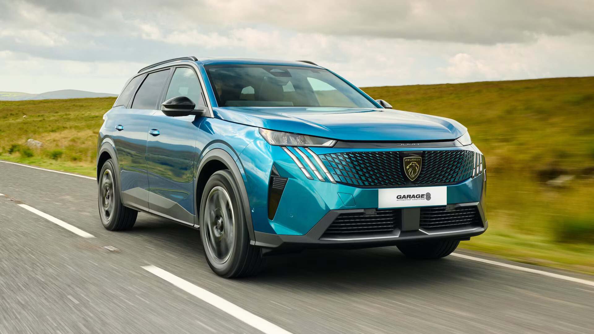 Peugeot 5008 Premium Rental in Lisbon, Comporta, Marbela, Champs Élysées - Garage 8